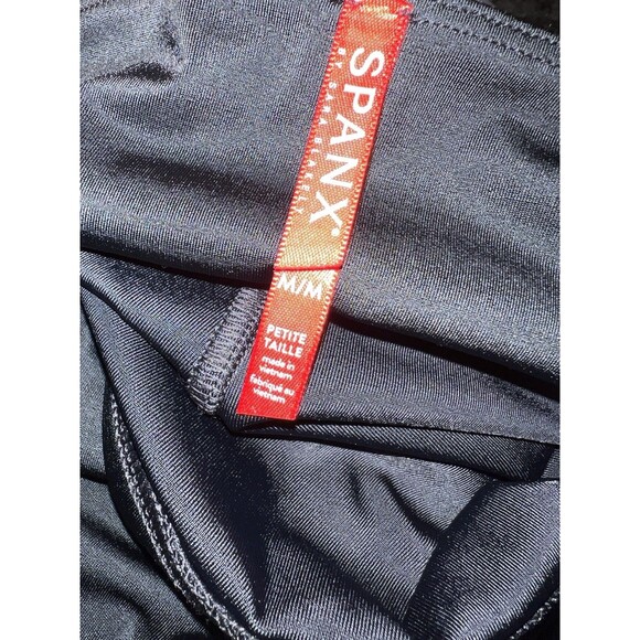 Spanx Sarah Blakely Leggings Womens Petite Medium Black Coated Slimming Stretch - Picture 3 of 4